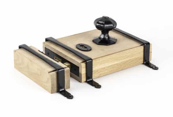 Black Oak Box Lock & Octagonal Knob Set 1