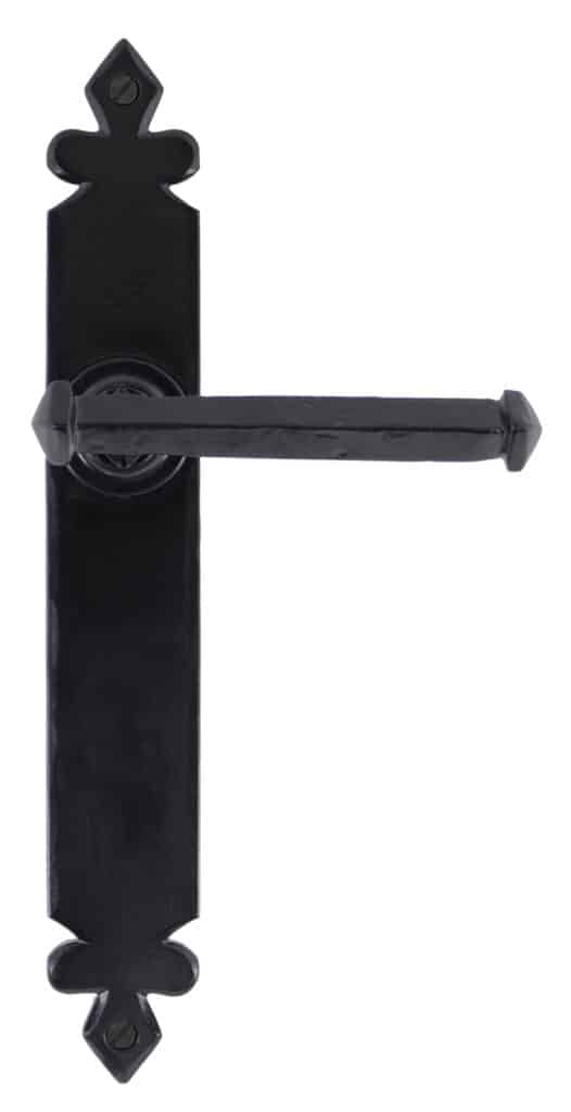 Black Tudor Lever Latch Set 1