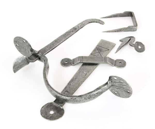 Pewter XL Medium Bean Thumblatch 1