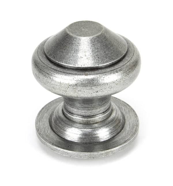 Pewter Regency Centre Door Knob 1