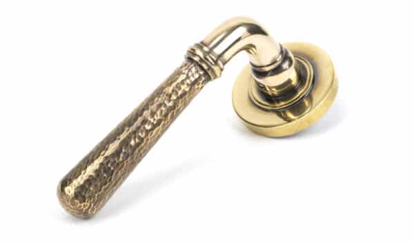 Aged Brass Hammered Newbury Lever on Rose Set (Plain) 1