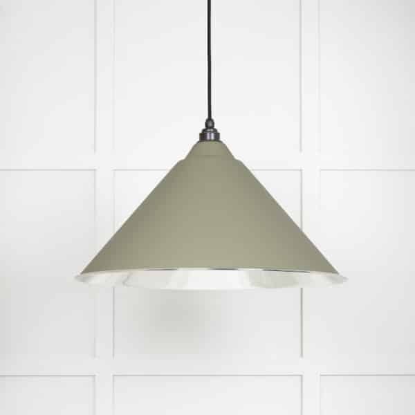 Smooth Nickel Hockley Pendant in Tump 1