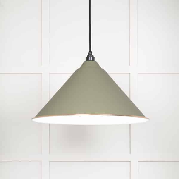 White Gloss Hockley Pendant in Tump 1