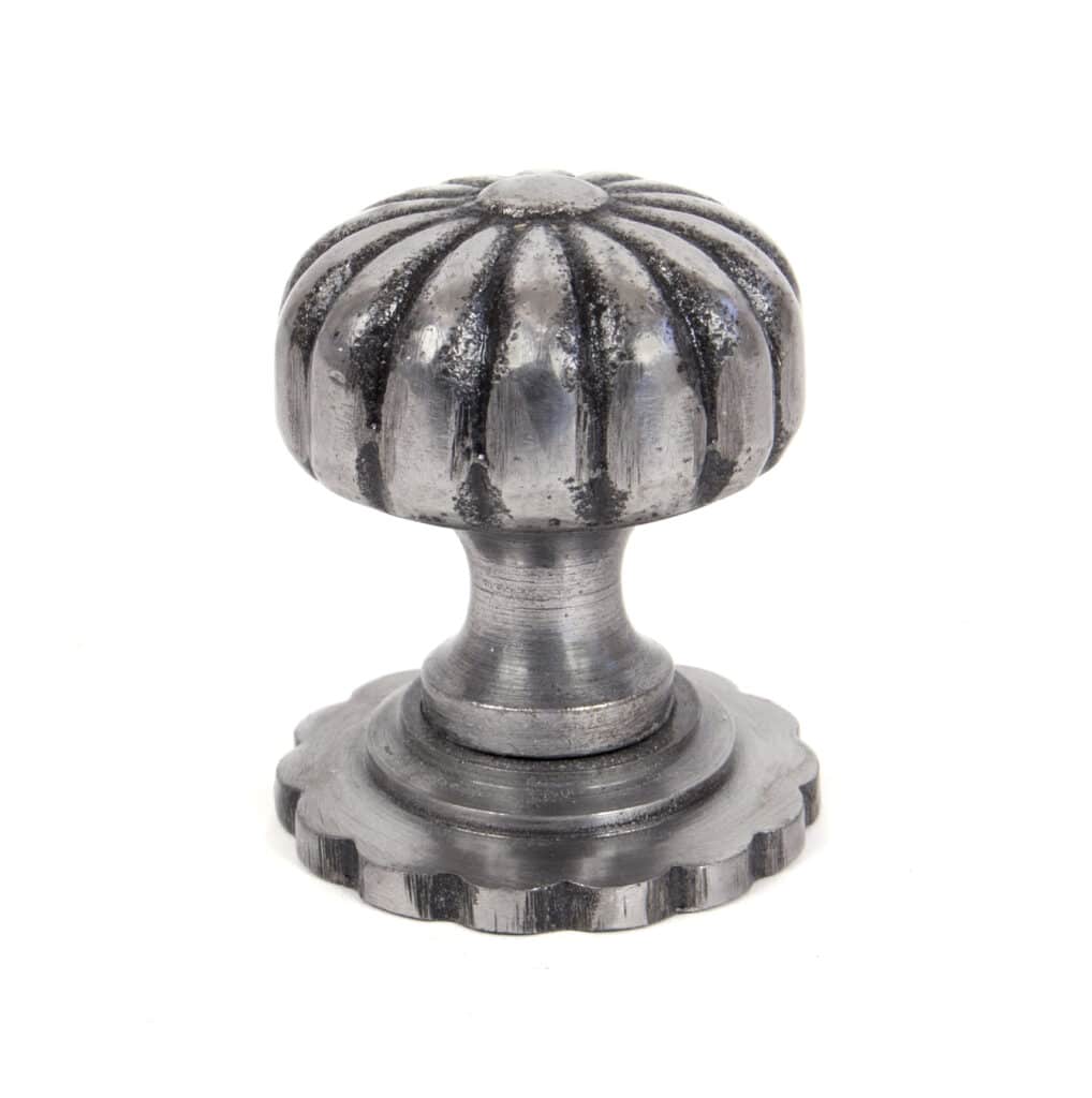 Natural Smooth Flower Cabinet Knob - Small 1