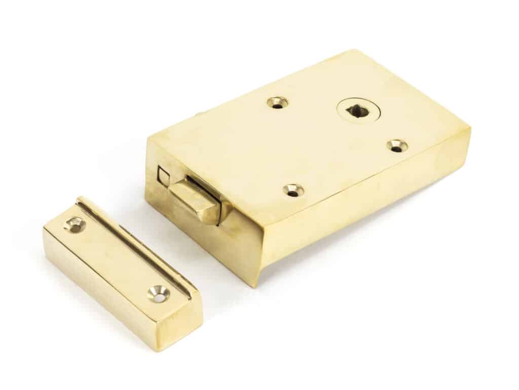 Polished Brass Right Hand Bathroom Latch 1