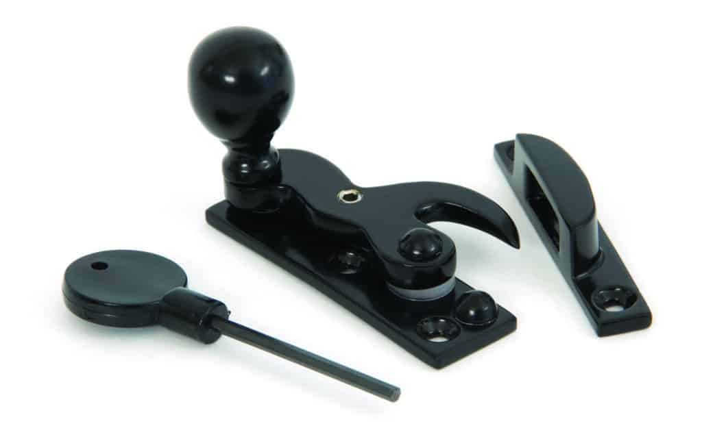 Black Sash Hook Fastener 1