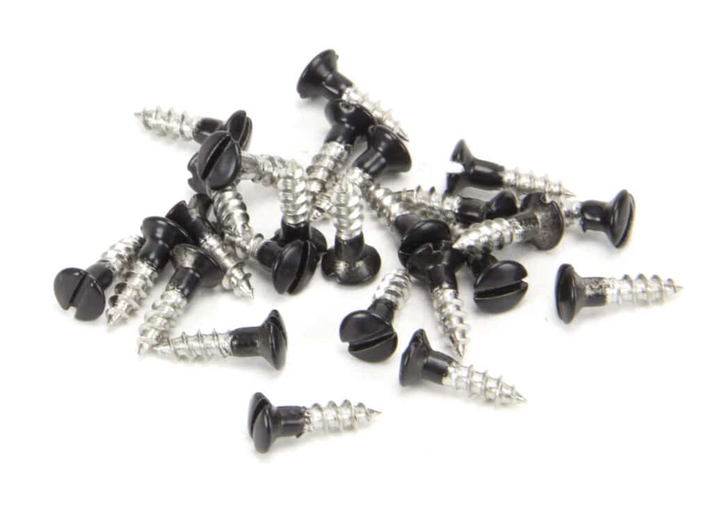 Black SS 3.0 x 12Roundhead Screws (25) 1