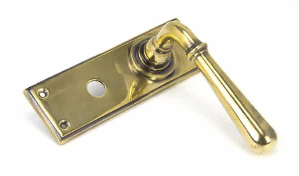 Aged Brass Newbury Lever Bathroom Set 2