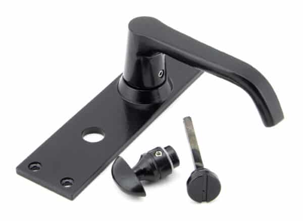 Black Deluxe Lever Bathroom Set 2