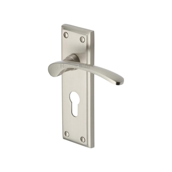 Heritage Brass Door Handle for Bathroom Metro Design Polished Chrome Finish 1