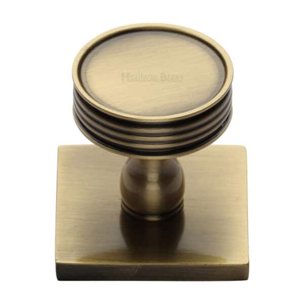 Terre Cabinet Knob 032mm Distressed Brass finish 1