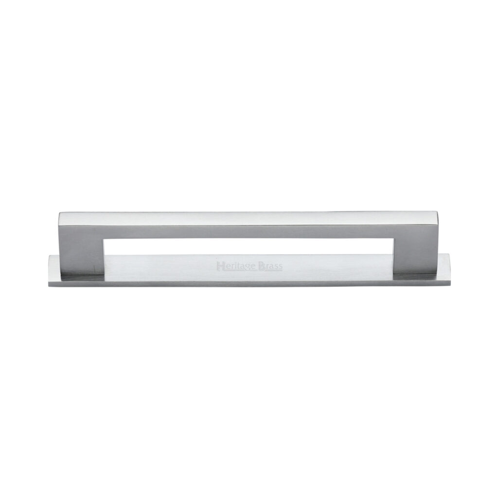 Project Hardware Door Handle for Bathroom Kensington Design Satin Chrome Finish 1