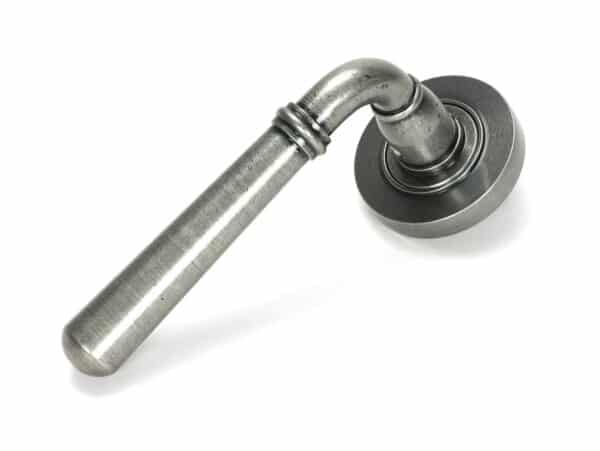 Pewter Newbury Lever on Rose Set (Plain) 1