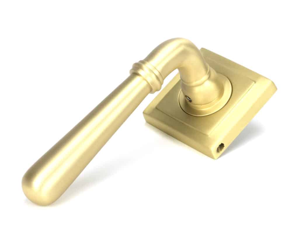 Satin Brass Newbury Lever on Rose Set (Square) - Unsprung 1