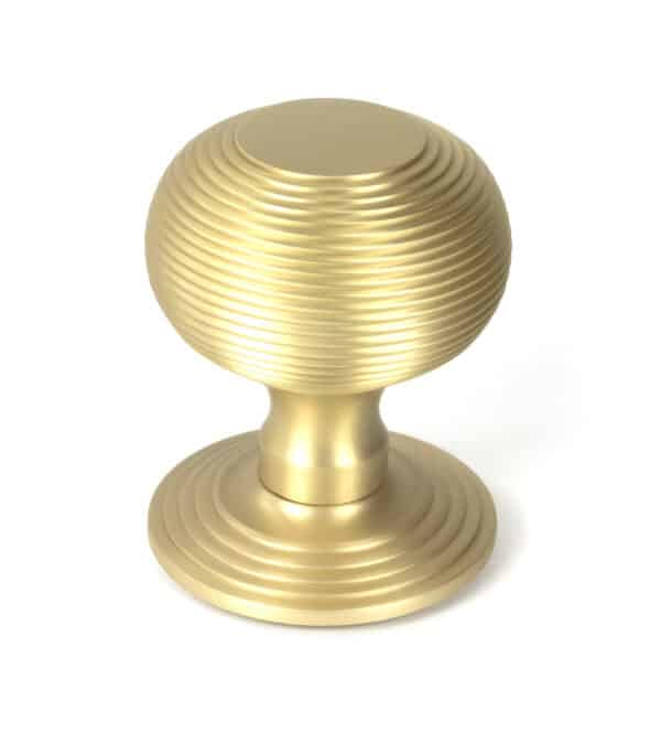 Satin Brass Beehive Centre Door Knob 1