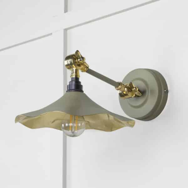 Smooth Brass Flora Wall Light in Tump 2