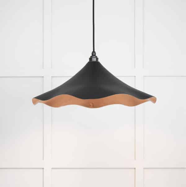 Smooth Copper Flora Pendant in Elan Black 1