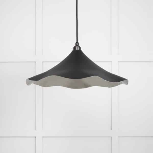 Smooth Nickel Flora Pendant in Elan Black 2