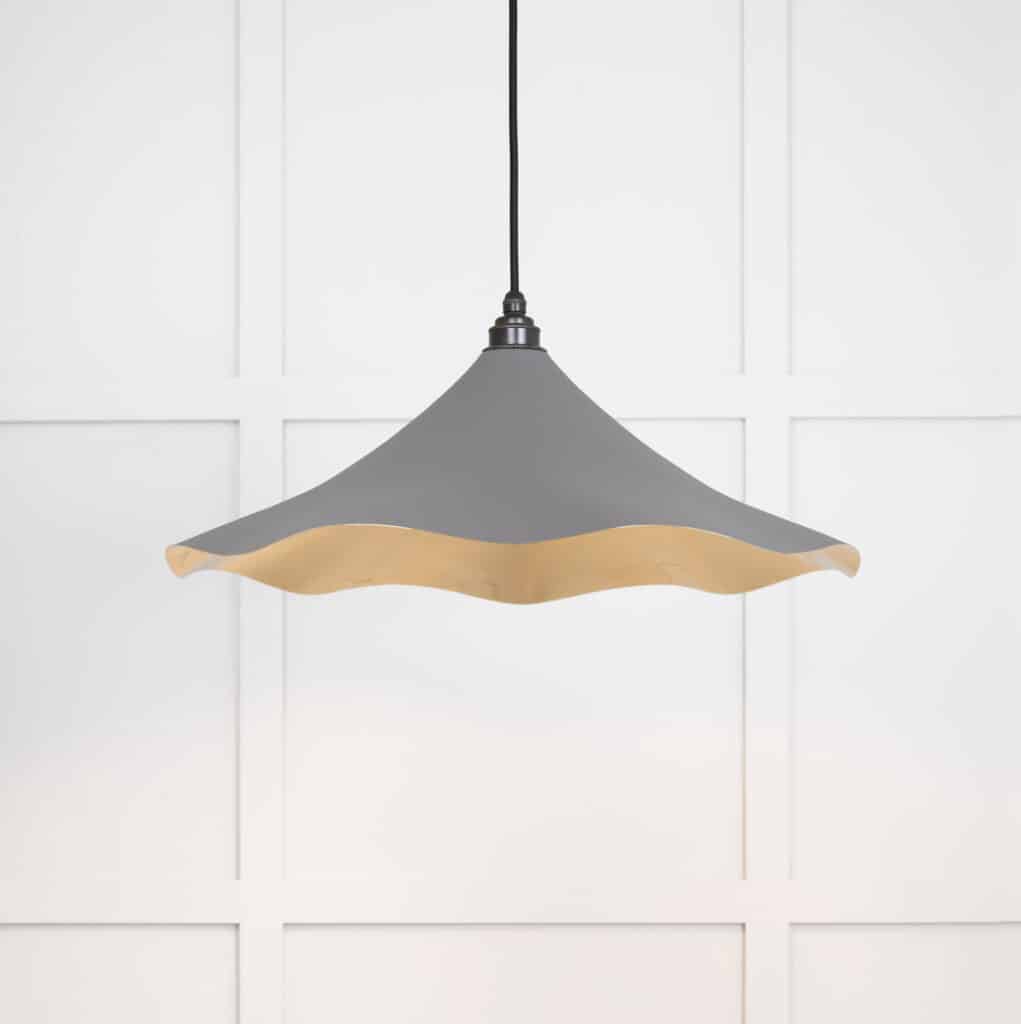 Smooth Brass Flora Pendant in Bluff 1