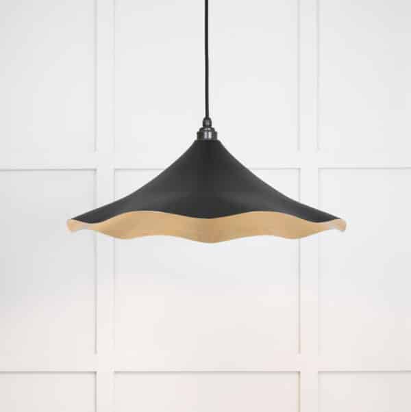 Smooth Brass Flora Pendant in Elan Black 1