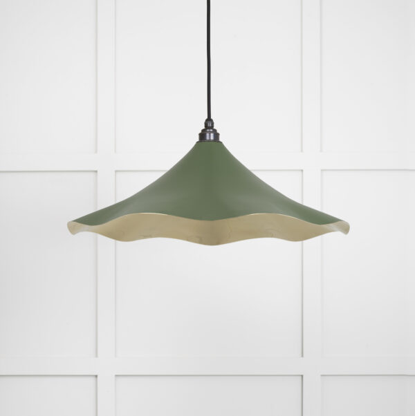 Smooth Brass Flora Pendant in Heath 2