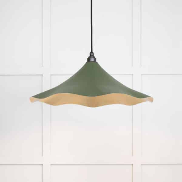 Smooth Brass Flora Pendant in Heath 1